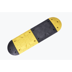 Próg podrzutowy "40" wys. 7,5 cm - element środkowy czarny